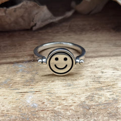 Double-faced Smiley Sad Face Rotatable Rings 2021 Trend Anxiety Ring Anti-Stress Fidget Ring For Couples Women Emo Men&#39;s Rings