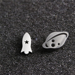 2023 Stainless Steel Earrings Geometric Women Men Hip hop Black Star Ghost Spike Stud Earring Fashion Jewelry Best Gift пирсинг